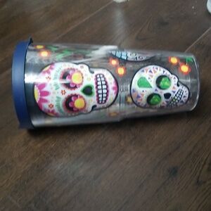 Tervis sugar skull, floral 24 oz tumbler with new lid.